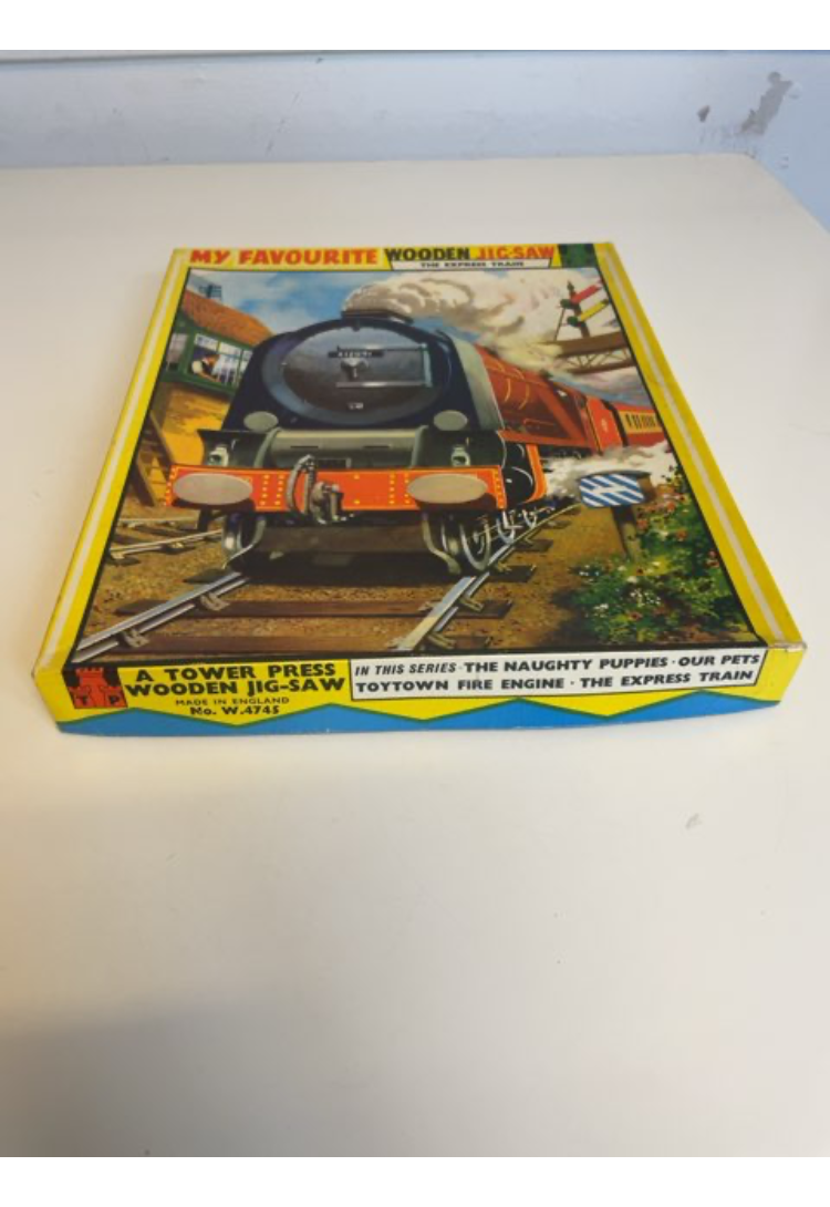 Retro træpuslespil med tog
